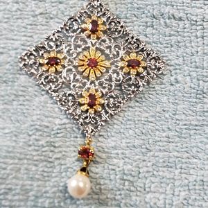 Necklace insert without necklace